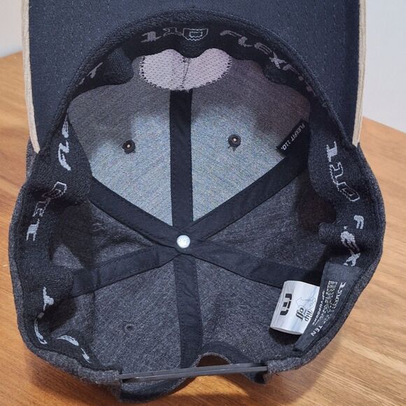 Travis Mathew Corduroy Bill Snap Back Baseball Cap Flex Fit 110 Yupoong Golf Hat - Picture 11 of 11